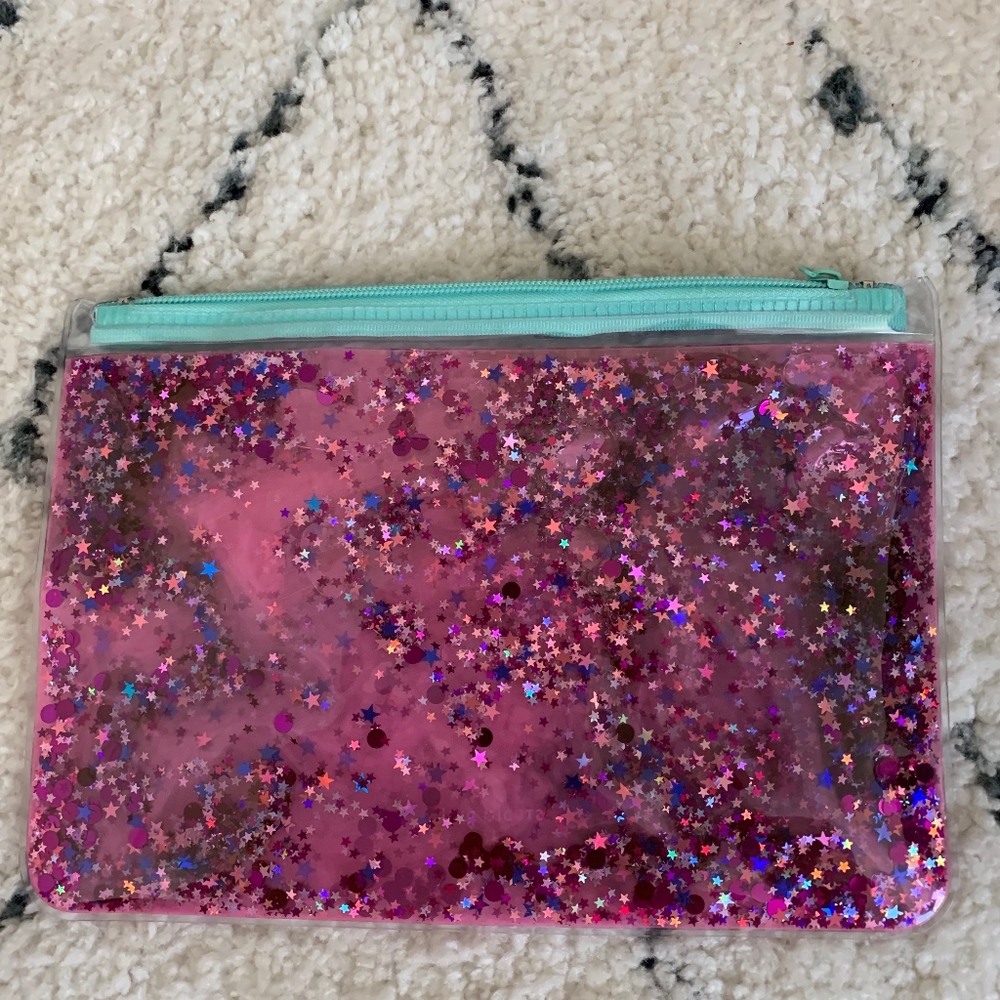 Studio DIY Glitter Clutch